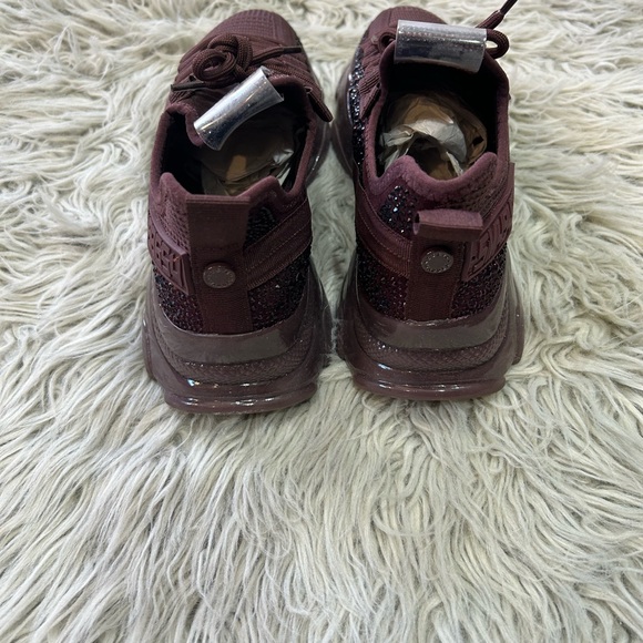 Steve Madden Burgundy Multi Maxima Sneaker - Picture 5 of 12